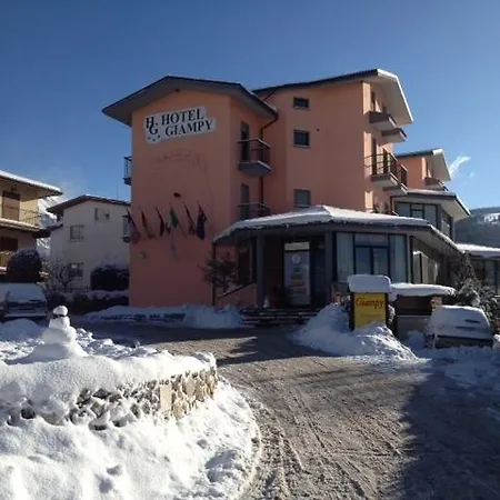 Hotel Giampy 3*